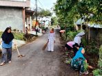 Foto masyarakat Dusun Banaran melakukan kegiatan kerja bakti, sumber Faisal Hendrawan
