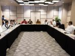 Kementrian Pemuda dan Olahraga Republik Indonesia, beserta Kementrian PUPR dan NPC Indonesia menggelar rapat koordinasi terakait dengan pembangunan Paralympic Training Center yang akan dibangun di Karanganyar. Rapat ini dilaksanakan di Alila Hotel, Surakarta, Jawa Tengah, Rabu (19/07/2023). NPC INDONESIA/Agung Wahyudi