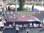 Tangkapan layar penyelenggaraan pencatatan rekor Muri Tari Sluku-sluku Bathok dengan jumlah penari terbanyak di Alun-Alun Kota Magelang dalam rangka memeriahkan HUT ke-77 Bhayangkara. Dari akun Instagram @polresmagelangkota