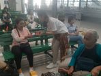 KAI Commuter mensosialisasikan KMT spesial desain HUT ke-78 RI di Stadion Solobalapan, Minggu 27 Agustus 2023.