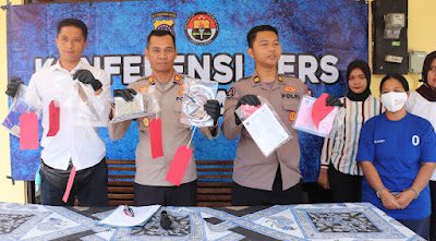 Jajaran Polsek Pleret, Bantul, mengamankan seorang mantan asisten rumah tangga (ART) di Padukuhan Tegalrejo, Kalurahan Bawuran, Kapanewon Pleret, Kapanewon Bantul berinisial A.