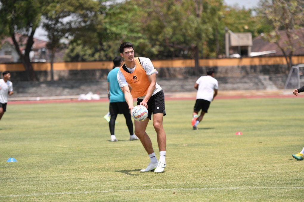 Elkan Baggott sudah ikut latihan timnas di Solo. Foto: pssi.org