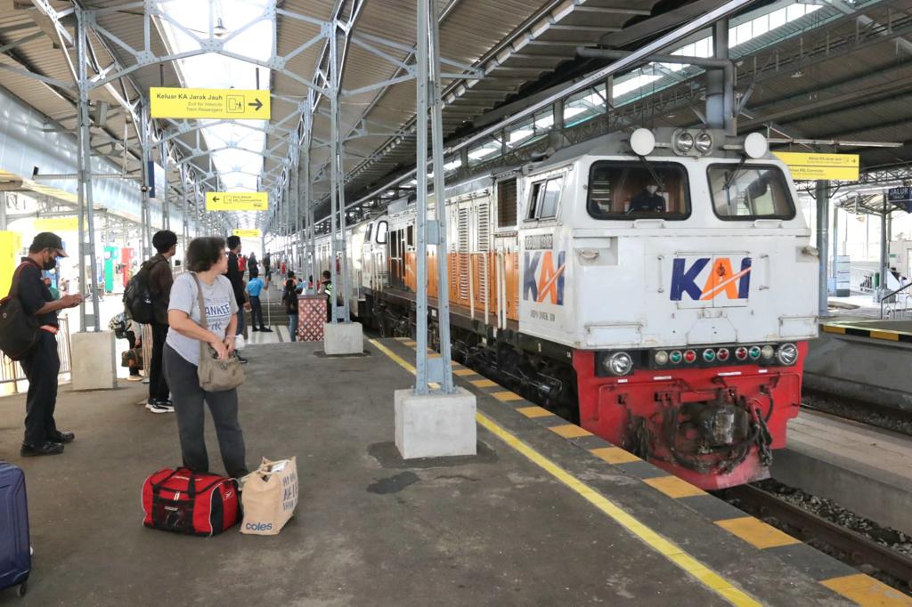 PT KAI Daop 6 Yogyakarta memberikan diskon 10 persen untuk 10 KA jurusan Kota Solo selama SGS 2023.