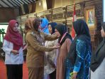 Sebanyak 238 orang ibu hamil di Kabupaten Klaten, mengikuti wisuda ibu hamil sehat