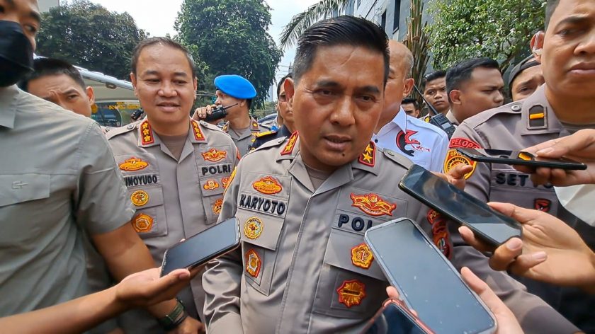 Kapolda Metro Jaya Irjen Pol Karyoto beri keterangan. (Foto: PMJ)