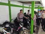 Polsek Kretek Bantul melakukan inspeksi mendadak (sidak) ke SMAN 1 Kretek, Kabupaten Bantul