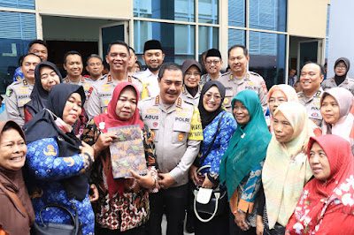 akapolri Komjen. Pol. Agus Andrianto menghadiri Bakti Sosial dan Kesehatan, Dalam Rangka Pemilu Damai 2023-2024 di ISI Yogyakarta