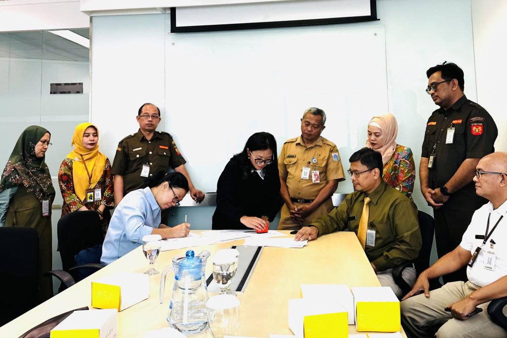 KPP Pratama Kota Solo menyita rekening efek milik penunggak pajak berupa jutaan lembar saham di 12 perusahaan. (Foto: Dok. KPP Pratama Kota Solo)