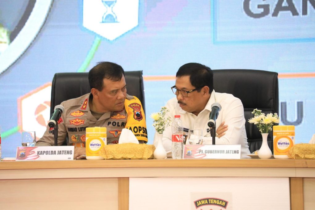 Nana Sudjana saat rakor lintas sektoral di Hotel Atria, Kota Magelang, Senin (18/12/2023).