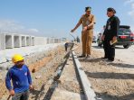 Pj Gubernur mengecek langsung ke sejumlah titik jalan tol Solo-Jogja, Kamis (14/12/2023).