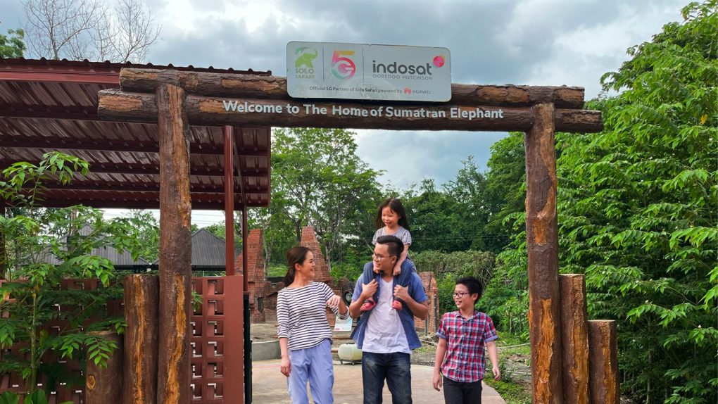 Selain jaringan 5 G, Indosat Ooredoo Hutchison juga membantu revitalisasi Elephant Theater di Solo Safari. (Foto: dok. Indosat Ooredoo Hutchison)