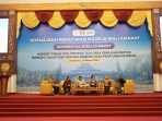 Sosialisasi Peraturan Majelis Wali Amanat Nomor 1 Tahun 2024 tentang Tata Cara Pemilihan Rektor dan Peraturan MWA Nomor 3 Tahun 2024 tentang Tata Cara Pembentukan Peraturan Internal secara hybrid di Auditorium GPH Haryo Mataram, Kamis 28 Maret 2024. (Foto: Putri Sejati)