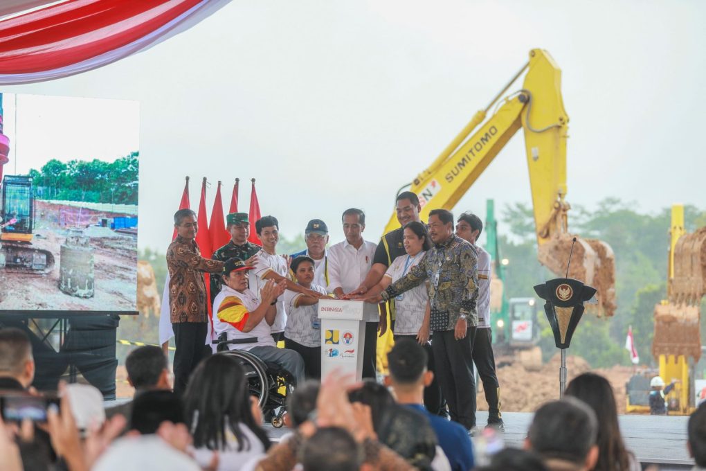 groundbreaking Paralympic Training Center, di Kelurahan Delingan, Kecamatan Karanganyar, Kabupaten Karanganyar, Jumat (8/3/2024).