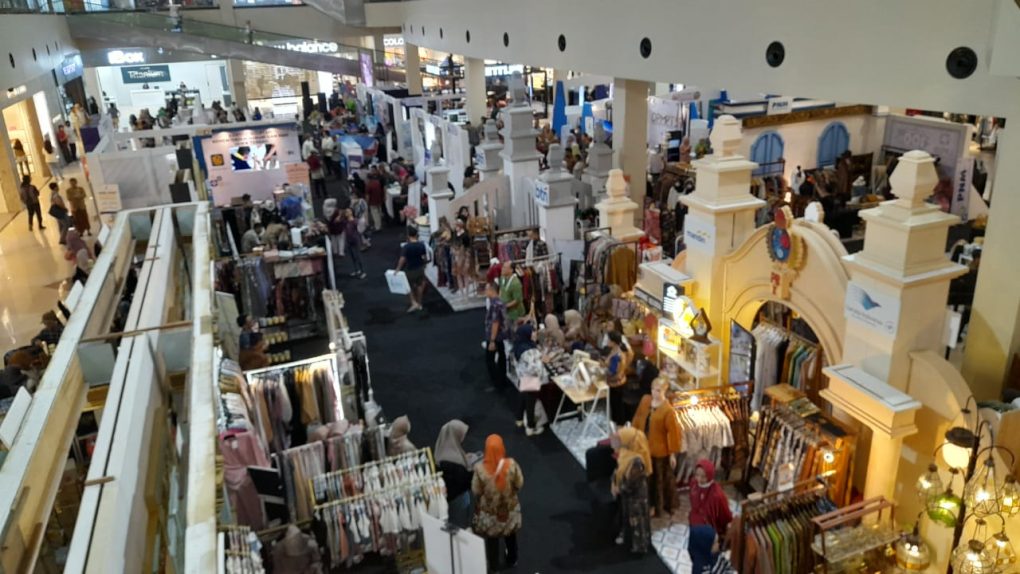 BUMN UMKM Great Sale dan Investment and Public Service Expo di Solo Paragon Mall selama empat hari, 30 Mei-2 Juni 2024. (Foto: Putri Sejati)