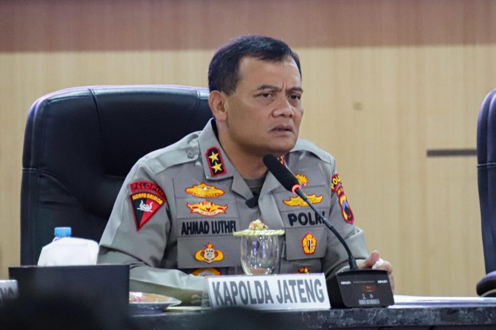 Kapolda Jateng, Irjen Pol Ahmad Luthfi dimutasi sebagai Pati Itwasum Polri dalam rangka penugasan di luar struktur, yaitu di Kementerian Perdagangan. (Foto: dok. Humas Polda Jateng)