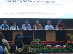 MWA UNS Solo saat memberikan keterangan terkait pemilihan rektor di Gedung UNS Tower Ki Hadjar Dewantara, Selasa 9 Juli 2024. (Foto: Putri Sejati)