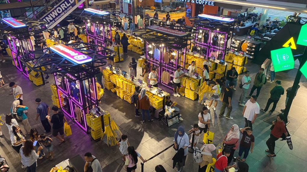Aerostreet menggelar pameran produk di Atrium Solo Square Mall hingga akhir Juli ini. (Fptp: Putri Sejati)