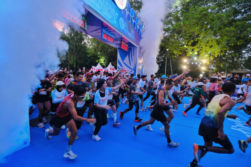 5.000 peserta mengikuti SHA Run For Solo 2024 yang mengambil garis start di Stadion Manahan, Kita Solo, Jawa Tengah. (Foto: Putri Sejati)