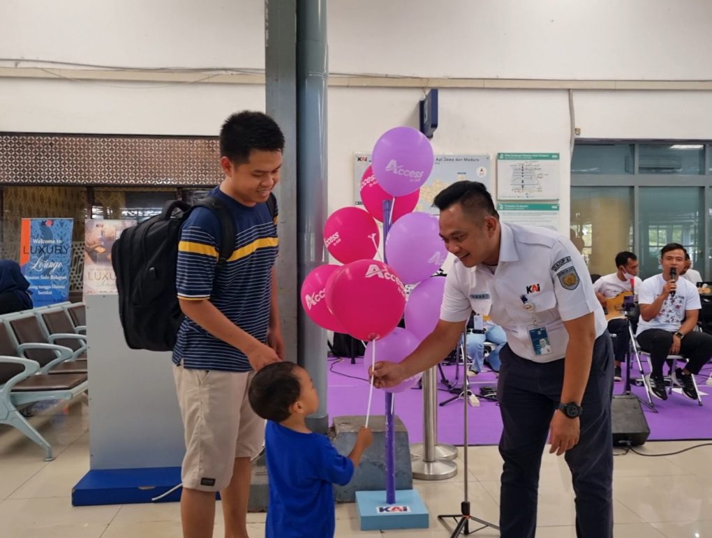 Sapa Pelangan menjadi salah satu aktivitas yang dilakukan Daop 6 Yogyakarta di moment Hari Pelanggan Nasional di Stadiun Solo Balapan, Rabu 4 Septemner 2024. (Foto: dok. Humas Daop 6 Yogyakarta)
