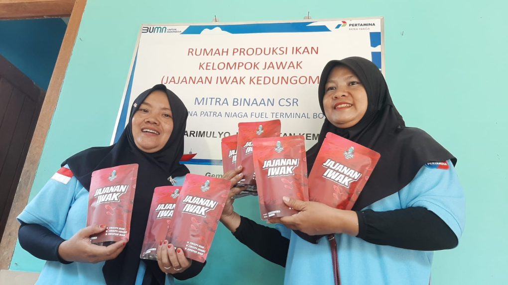 Kelompok Jawak berhasil menyulap ikan hasil tangkapan nelayan WKO menjadi jajanan yang memiliki nilai ekonomi tinggi. (Foto: Putri Sejati)