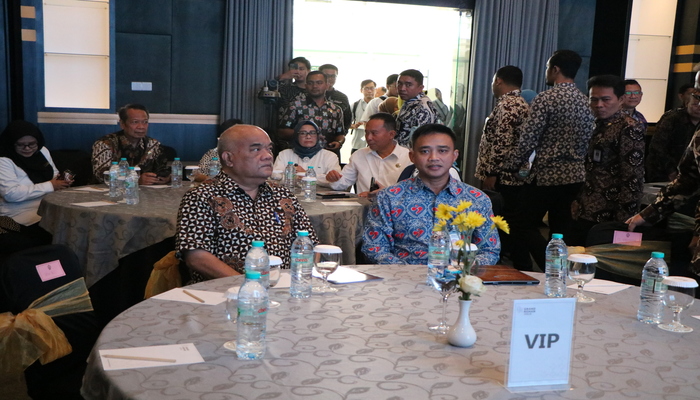 Wakil Gubernur Daerah Istimewa Yogyakarta (DIY), KGPAA Paku Alam X danKepala Perwakilan BKKBN DIY, Mohamad Iqbal Apriansyah, SH, MPH