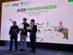 (Kiri-kanan) Rudy Sumadi, Commercial Sales Director, Acer Indonesia ; Riko Gunawan, Product & Solutions Director, Acer Indonesia; dan Antony Widjaja, Commercial Product Manager, Acer Indonesia dalam “Acer for Indonesia: Teknologi untuk Negeri, Inspirasi Tanpa Henti” di Hotel Harris Solo, Jumat 21 Februari 2025. (Foto: Putri Sejati)