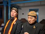 Musisi sekaligus anggota Komisi X DPR RI, Ahmad Dhani mendapat kekancingan Kanjeng Pangeran dari Keraton Kasunanan Surakarta Hadiningrat. (Foto: Putri Sejati)