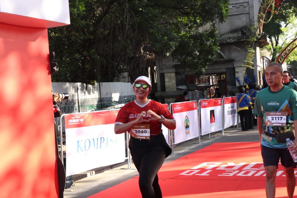 Generali Indonesia mendukung rangkaian kegiatan Bank Jateng Borobudur Marathon 2025, yakni Friendship Run 5K yang digelar di Kota Solo, Minggu 14 September 2025. (Foto: dok. Generali Indonesia)