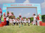 Anak-anak antusias mengikuti Permainan NUVO Challenge di kegiatan NUVO Yuk Main di Luar yang digelar di Lapangan Benteng Vastenburg, Minggu 19 Oktober 2025. (Foto: Putri Sejati)