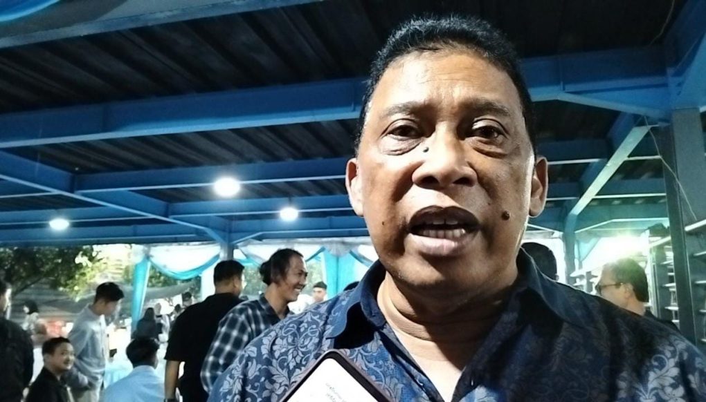 Deputi Bidang Pemantauan Dan Pengawasan Badan Gizi Nasional, Dadang Hendrayudha, memberikan penjelasan kepada awak media seusai acara Pertemuan Pengelola SPPG se-Soloraya di Kalipepe Land, Kecamatan Ngemplak, Kabupaten Boyolali, Jawa Tengah. (Foto: dok Red)