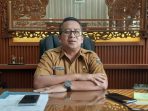 Kepala Dispermasdes Boyolali, Ari Wahyu Prabowo, memberikan penjelasan kepada awak media terkait percepatan pembentukan kopdes di kantornya di Boyolali, Jawa Tengah, Rabu 11 Maret 2026. (Foto: Agatha Janendra)