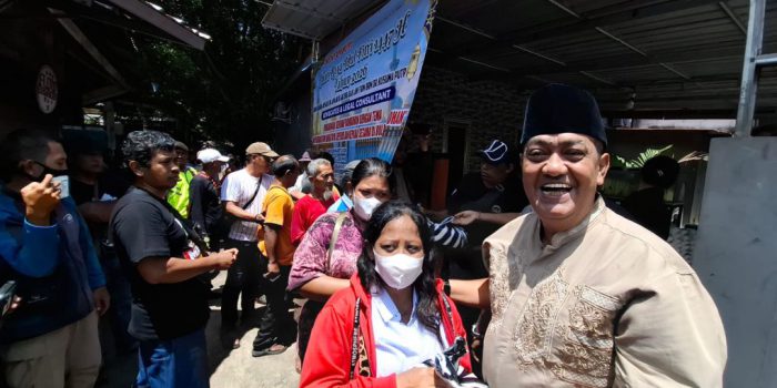 Ketua LSM LAPAAN RI, BRM Kusumo Putra menggelar sedekah Ramadan untuk ke-16 kalinya tahun ini. (Foto: Putri Sejati)