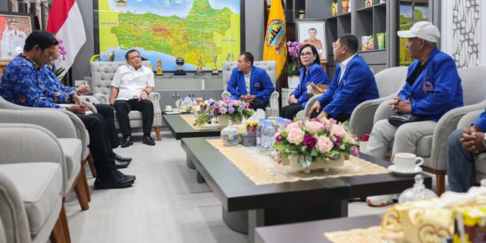 Gubernur Jawa Tengah, Ahmad Luthfi saat menerima audiensi Dewan Pimpinan Wilayah (DPW) Asosiasi Tinju Indonesia (ATI) Jawa Tengah di kantornya, Rabu 20 Mei 2026. (Foto: dok DPW ATI Jateng)