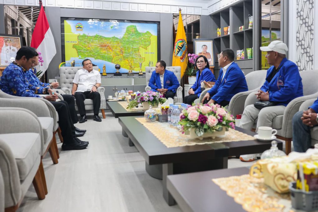 Gubernur Jawa Tengah, Ahmad Luthfi saat menerima audiensi Dewan Pimpinan Wilayah (DPW) Asosiasi Tinju Indonesia (ATI) Jawa Tengah di kantornya, Rabu 20 Mei 2026. (Foto: dok DPW ATI Jateng)