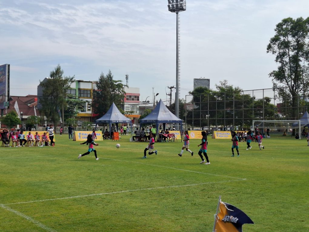 Sebanyak 31 tim mengikuti turnamen sepakbola usia dini, "Piala Dunia Anak Solo 2026" di Lapangan Kottabarat, Kota Solo, Jawa Tengah, 12-14 Juni 2026. (Foto: Putri Sejati)