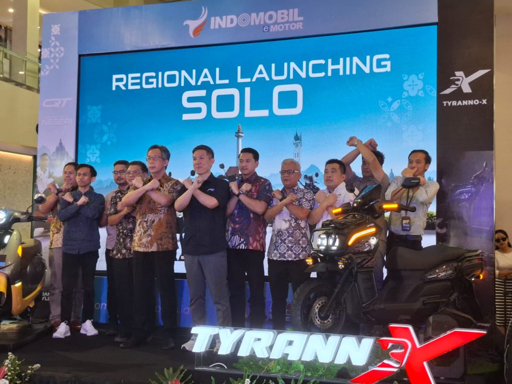 PT Indomobil Emotor Internasional (IEI) resmi menghadirkan produk terbarunya, QT, QT Pro dan Tyranno X di Kota Solo, Jawa Tengah melalui regional launching yang digelar di Solo Paragon Mall, Senin 22 Juni 2026. (Foto: Putri Sejati)