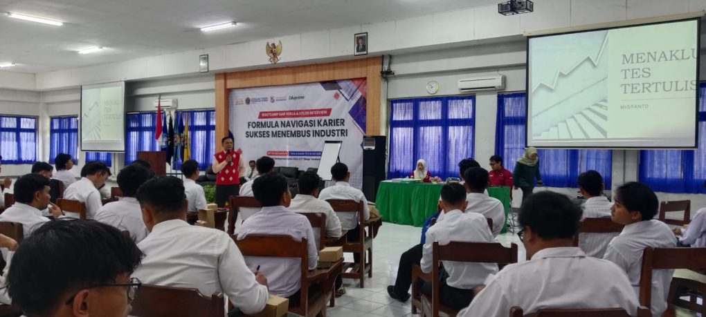 Kegiatan Bootcamp Siap Kerja dan Lolos Interview yang digelar Career Center STT Warga Surakarta selama dua hari, Rabu-Kamis, 15-16 Juli 2026. (Foto: dok STT Warga Surakarta)