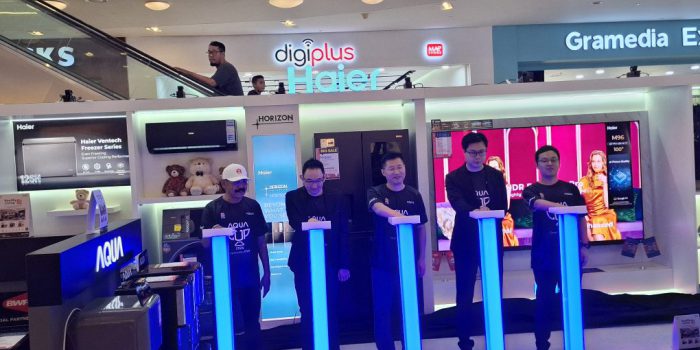 Haier Launching sebagai penanda kehadiran Haier untuk pertama kalinya melalui Haier AQUA Exhibition with Candi Elektronik di Kota Solo.