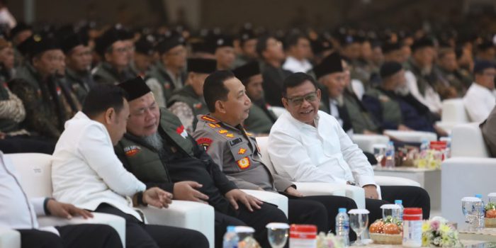Kapolri Jenderal Polisi Listyo Sigit Prabowo saat menghadiri acara Peringatan Hari Ulang Tahun (HUT) ke-81 Republik Indonesia (RI) dan Silaturahmi Akbar bersama Garda Satya NKRI di Edutorium UMS, Kota Solo, Jawa Tengah, Minggu 30 Agustus 2026. (Foto: Putri Sejati)
