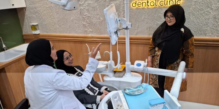 Jaringan Klinik Gigi Terbesar di Indonesia, FDC Dental Clinic akhirnya membuka cabang di Kota Solo, Jawa Tengah. Berada di Jalan Slamet Riyadi No. 127, Kemlayan, Serengan. (Foto: Putrii Sejati)