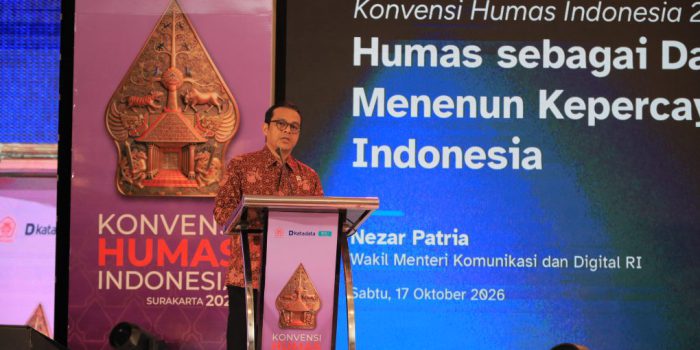 Wakil Menteri Komunikasi dan Digital RI (Wamenkomdigi), Nezar Patria saat menjadi pembicara kunci dalam KHI 2026. (Foto: dok ist)